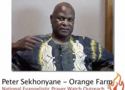 Onderhoud met biskop Peter Sekhonyane