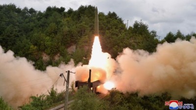 Noord-Korea: missieltoetse / covid 19-krisis