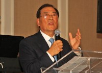 Pastoor Nam Soo Kim - Prioritiseer die kinders