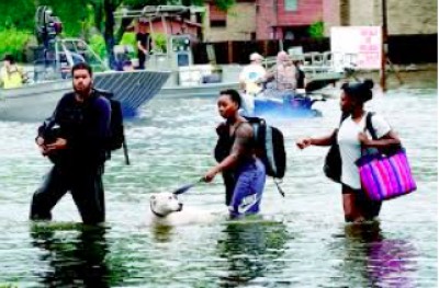 Orkaan Harvey herstel en die bedreiging van orkaan Irma